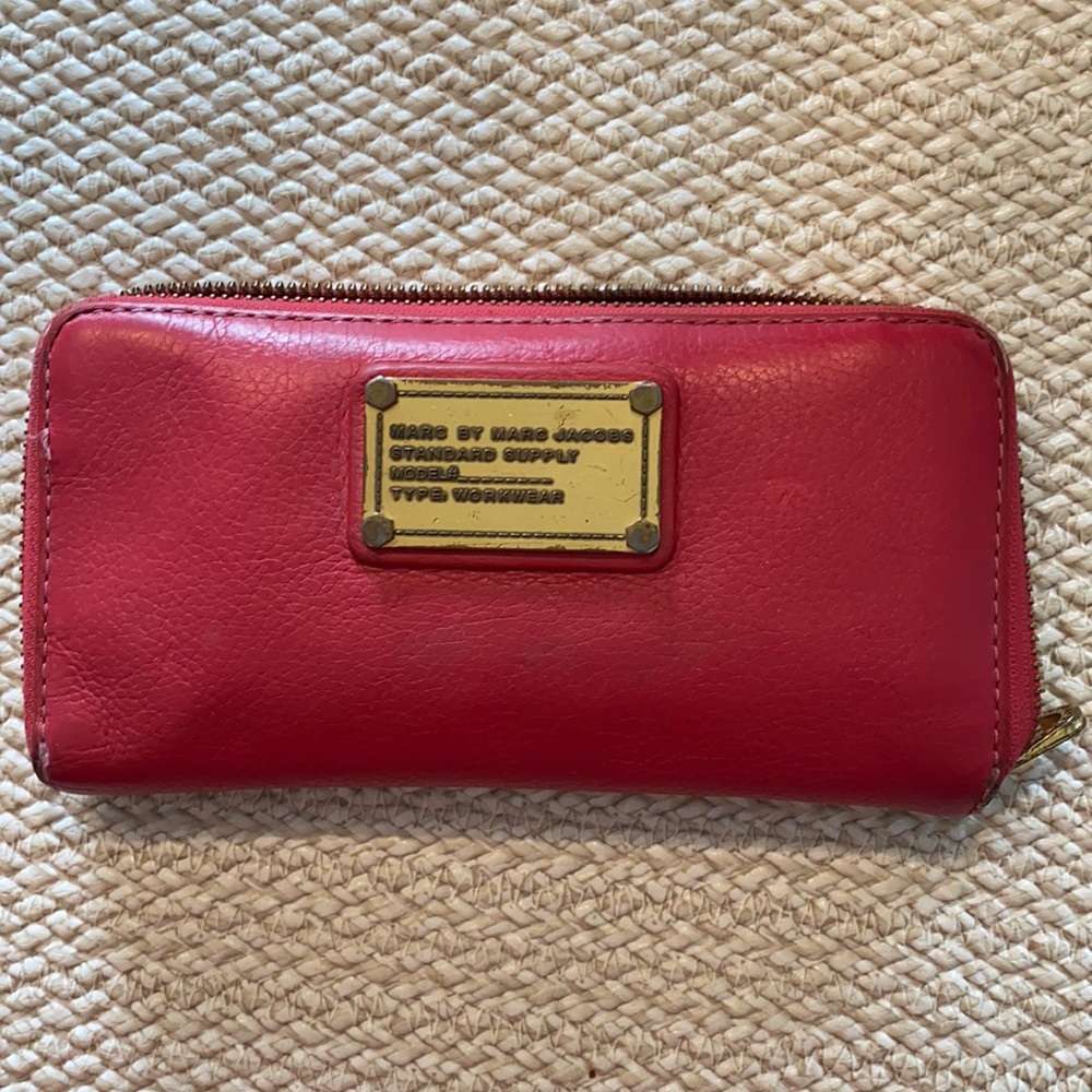 Marc Jacobs wallet